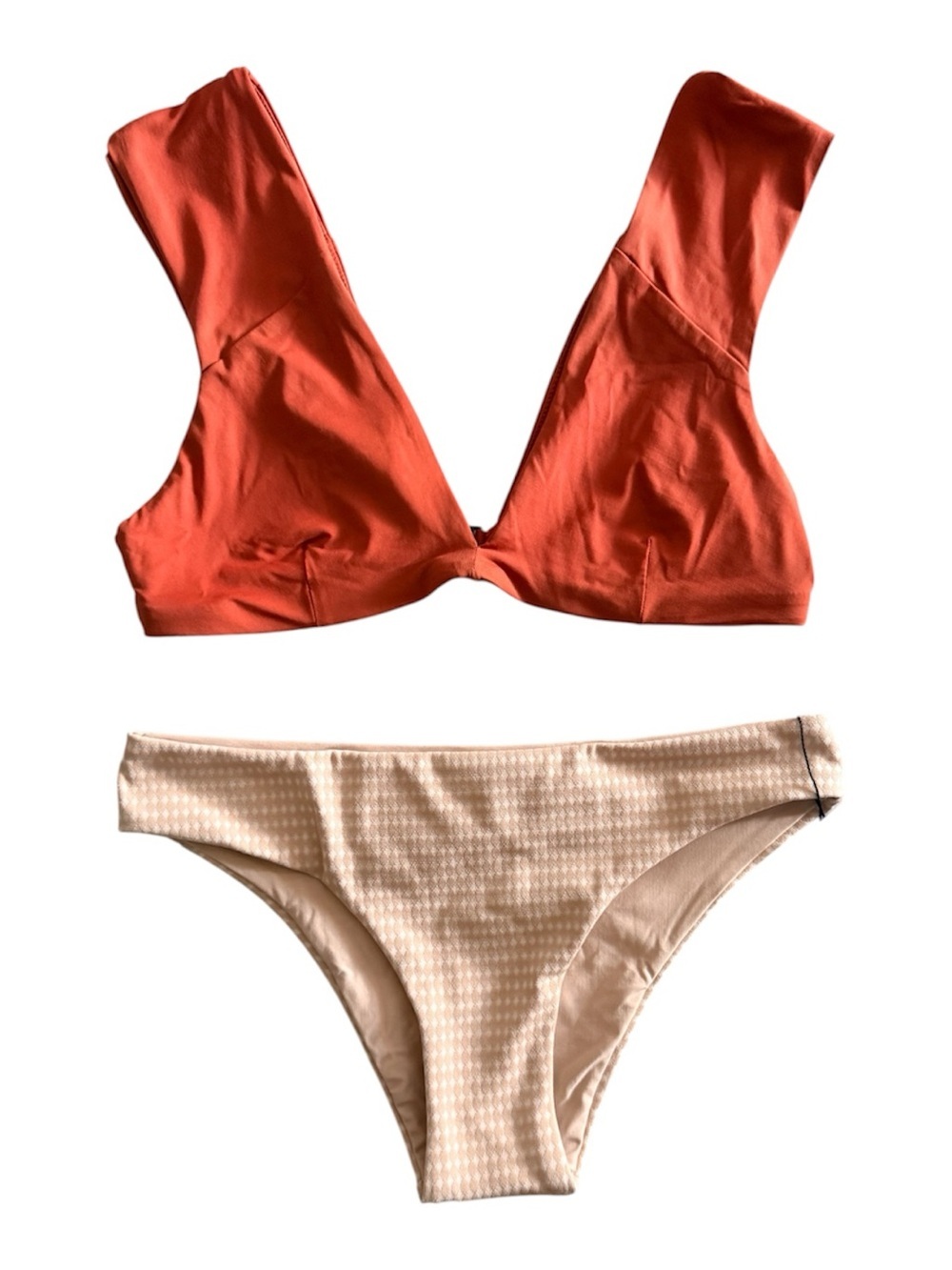 Tavik Two-Piece Bikini in Rust Top and Cream Bottom.
Size XS